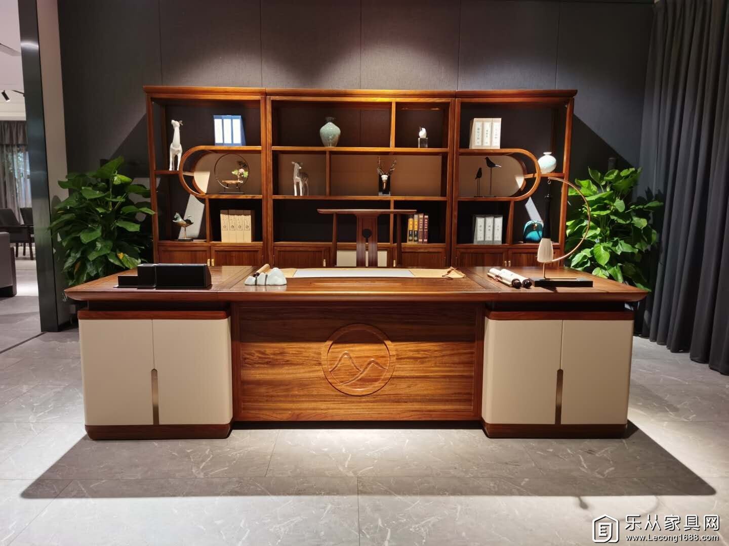 迪欧小店 do003迪欧办公家具老板桌椅 贴木皮油漆大班台总经理办公桌